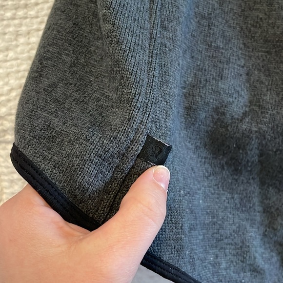 Grey - Picture 4 of 4